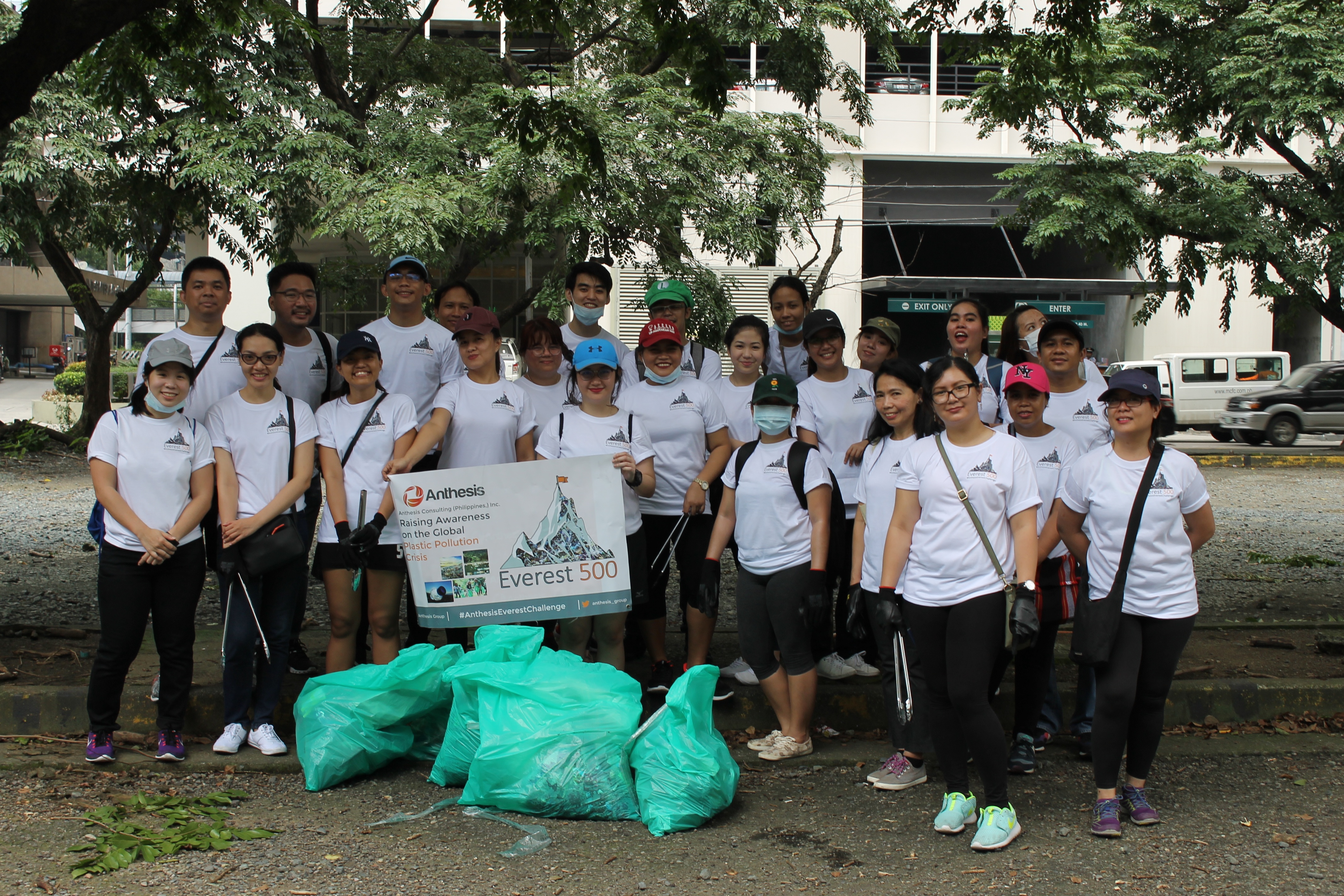 Manila, Philippines Everest challenge group photo